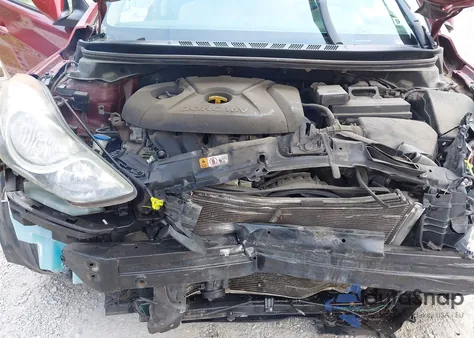 2013 Hyundai Elantra Gls z USA, uszkodzony, nr VIN 5NPDH4AE0DH239536